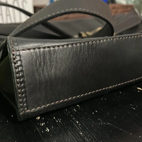 Fossil black leather laptop bag - Picture 9 of 12